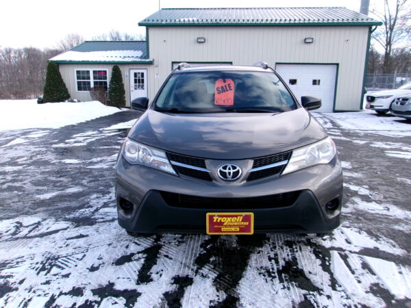 2014 TOYOTA RAV 4 LE AWD - Image 3