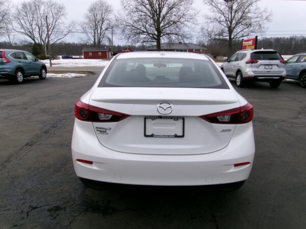 2014 MAZDA 3 I GRAND TOURING - Image 4