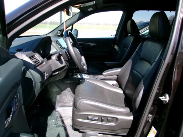 2019 HONDA PASSPORT EX-L AWD - Image 8