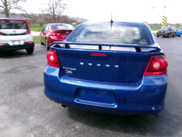 2013 DODGE AVENGER  SE - Image 4