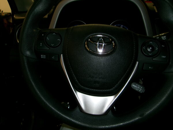 2017 TOYOTA RAV4 LE - Image 9