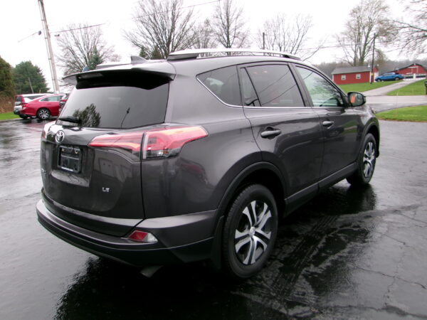 2017 TOYOTA RAV4 LE - Image 2