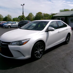 2016 TOYOTA CAMRY XSE