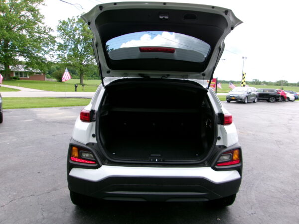 2018 HYUNDAI KONA SEL AWD - Image 10