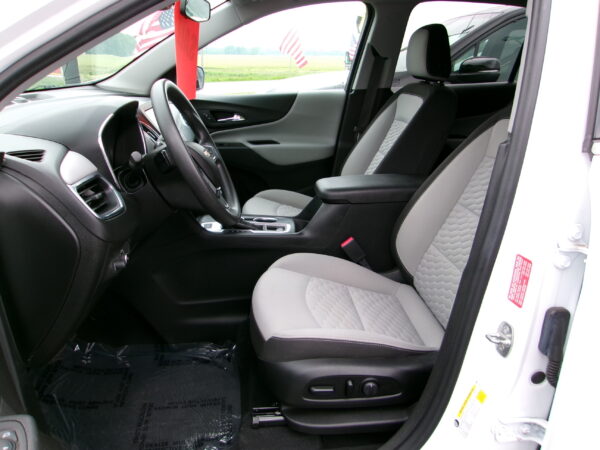 2020 CHEVY EQUINOX LT AWD - Image 5