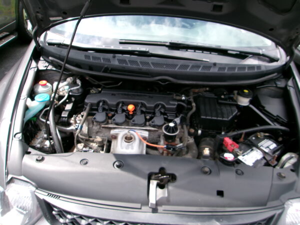 2010 HONDA CIVIC COUPE LX - Image 11