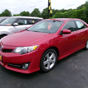 2013 TOYOTA CAMRY SE